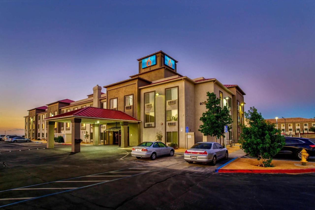 Motel 6-Hesperia, Ca - West Main Street I-15 Exterior photo