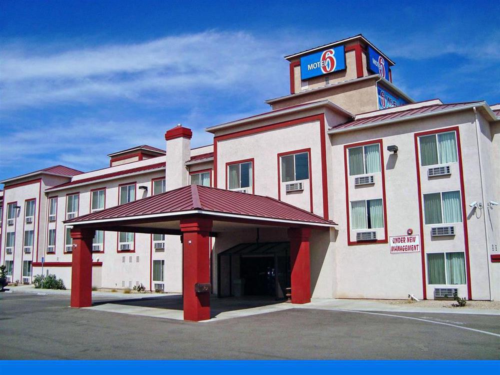 Motel 6-Hesperia, Ca - West Main Street I-15 Exterior photo