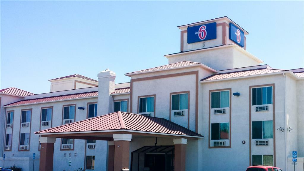 Motel 6-Hesperia, Ca - West Main Street I-15 Exterior photo